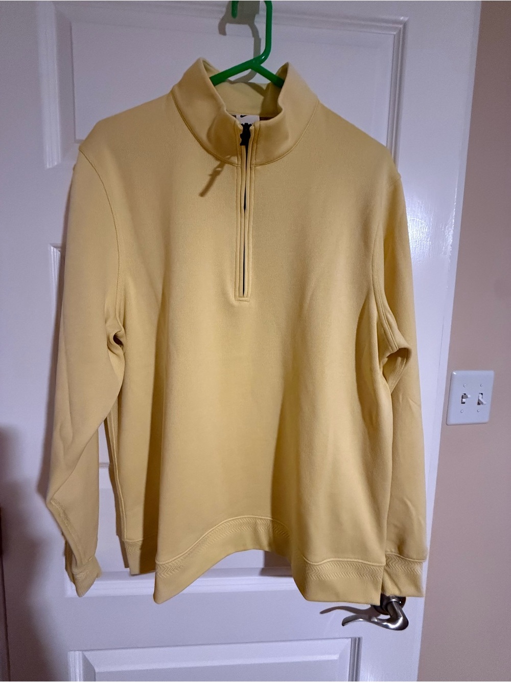 Nike Men's Yellow Quarter-Zip Sweater